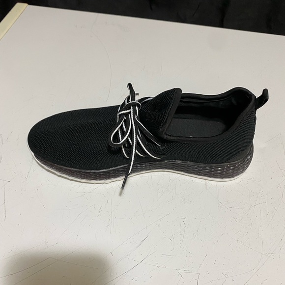 New Qupid black sneakers with black and white lace size 9 - Picture 2 of 10
